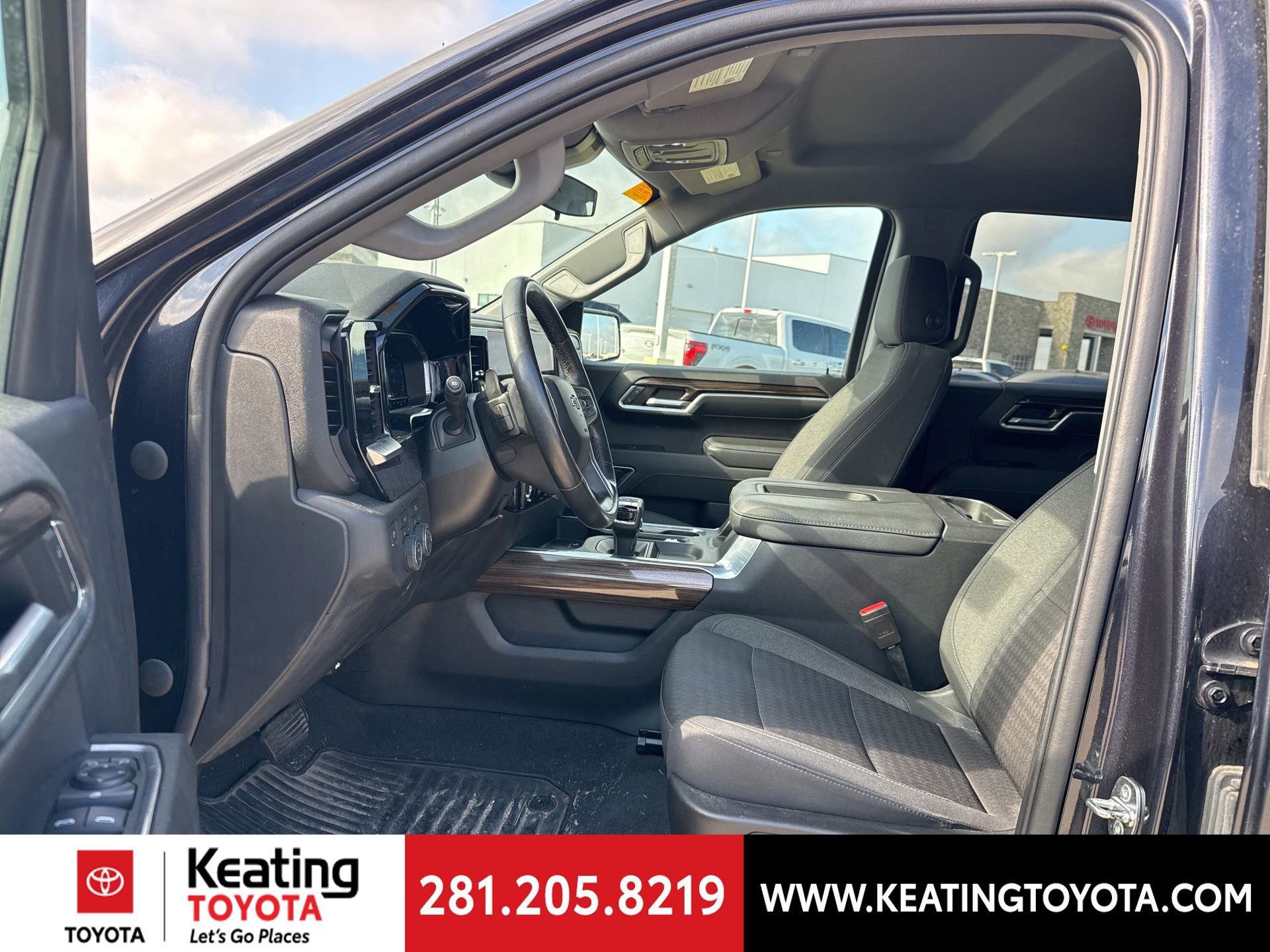 Used 2022 Chevrolet Silverado 1500 RST AWD/4WD image 14