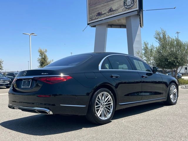 Used 2021 Mercedes-Benz S 580 4MATIC Sedan image 5