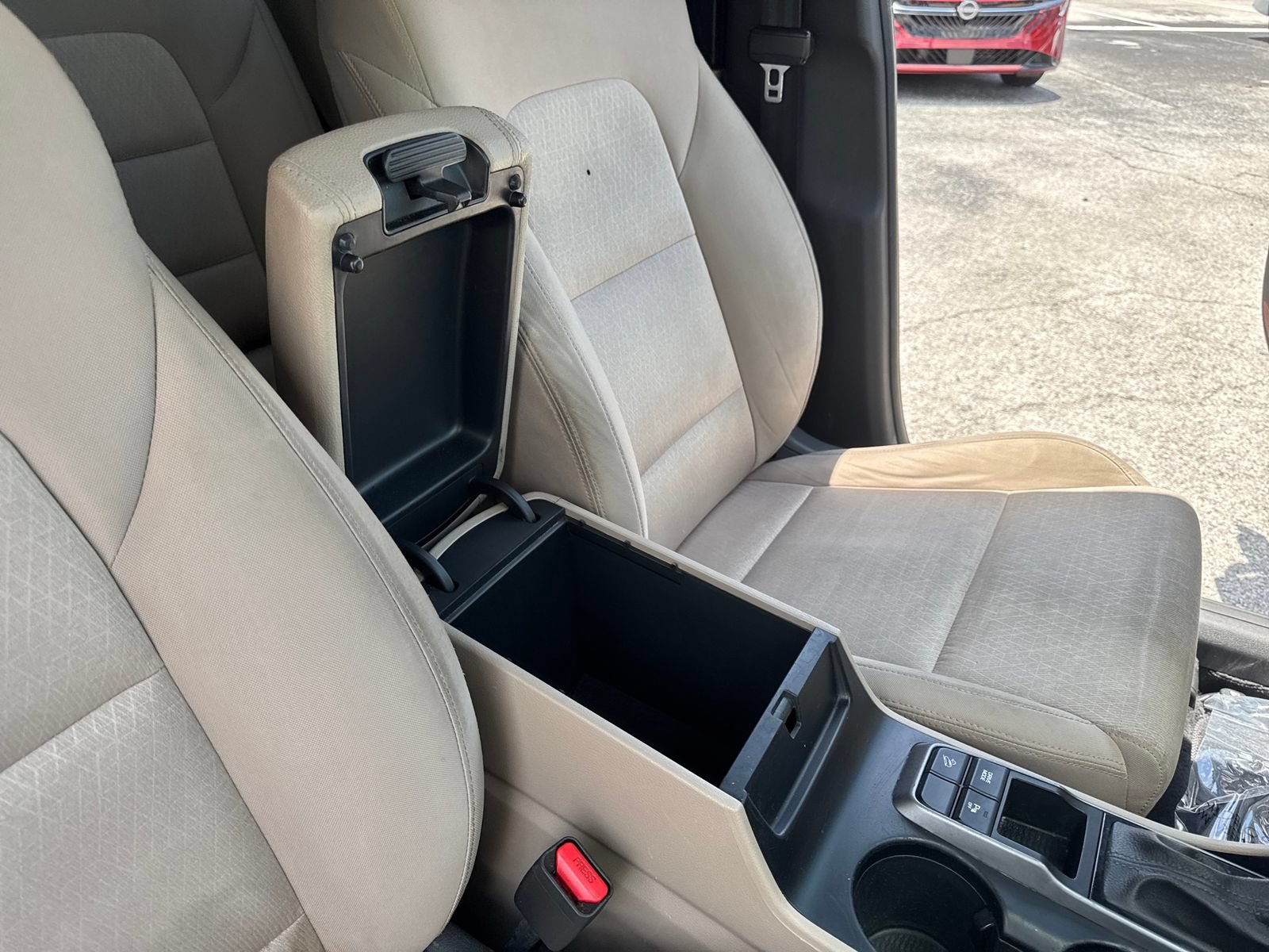 Used 2018 Hyundai Tucson Value FWD image 43