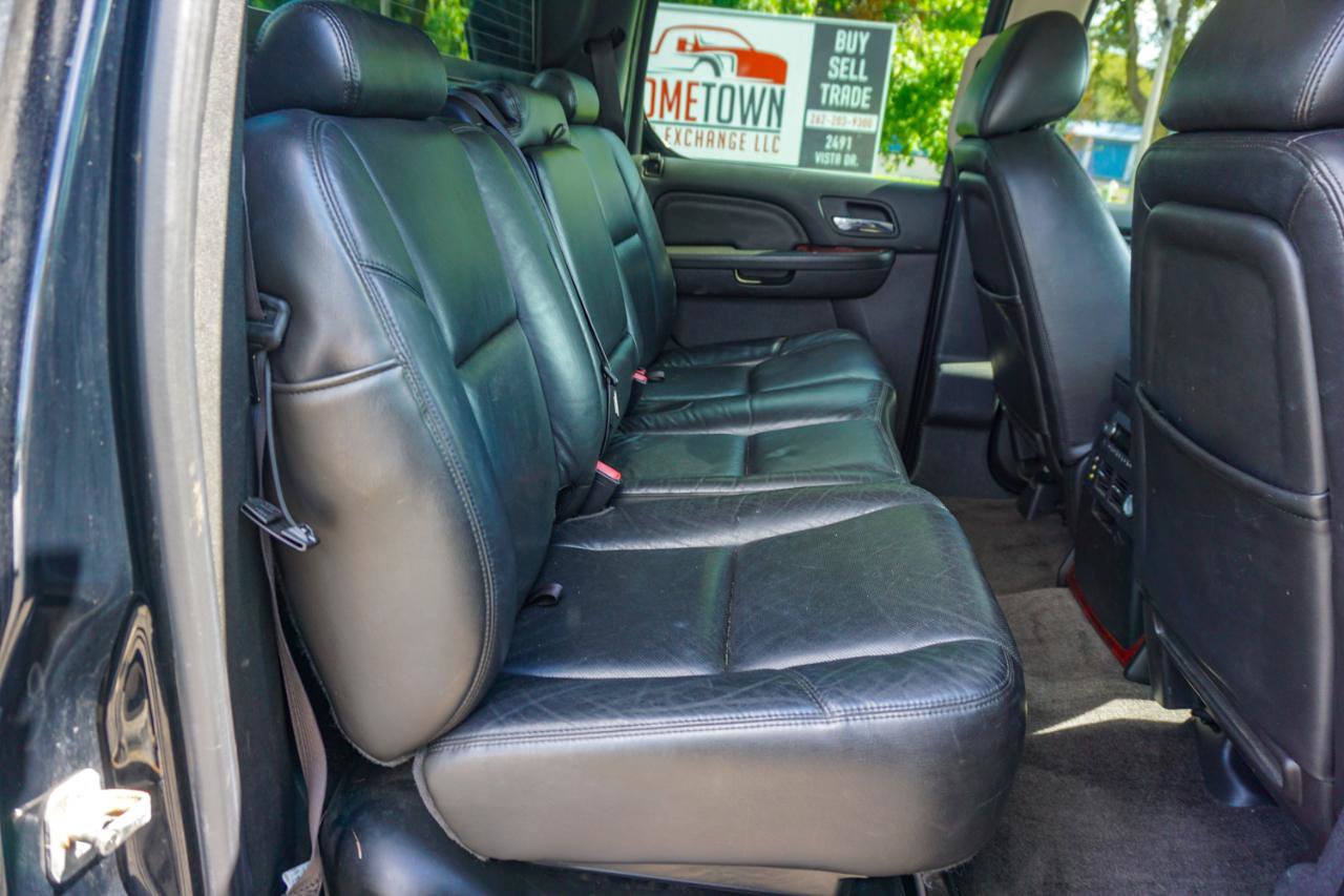 Used 2011 Cadillac Escalade EXT AWD/4WD image 15