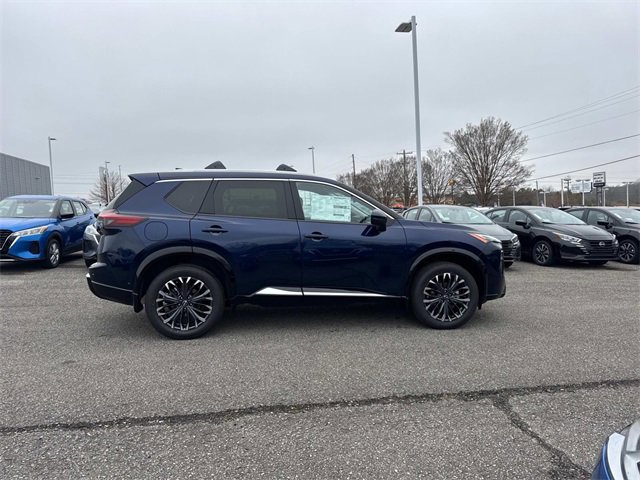 New 2026 Nissan Rogue Platinum w/ Platinum Premium Package image 3