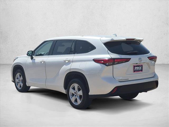 Used 2021 Toyota Highlander L FWD image 8