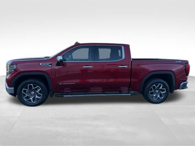 Used 2022 GMC Sierra 1500 SLT w/ SLT Premium Plus Package image 2