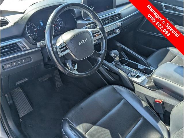 Used 2022 Kia Telluride LX image 13