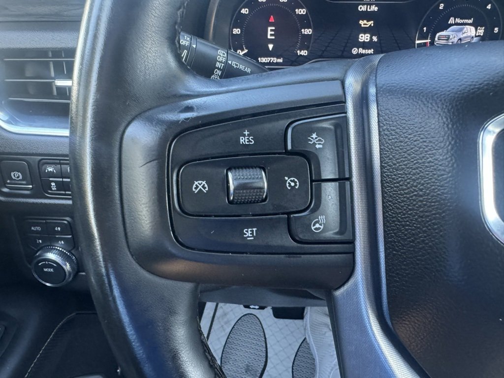 Used 2023 GMC Yukon SLT w/ SLT Premium Package image 25