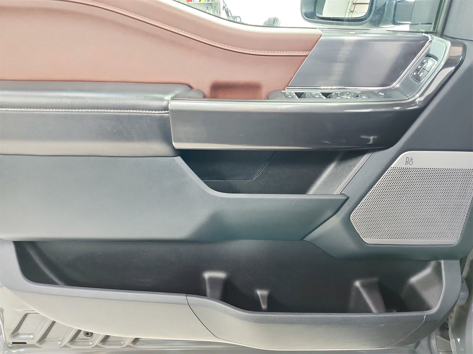 Used 2021 Ford F150 Lariat w/ Equipment Group 502A High image 38