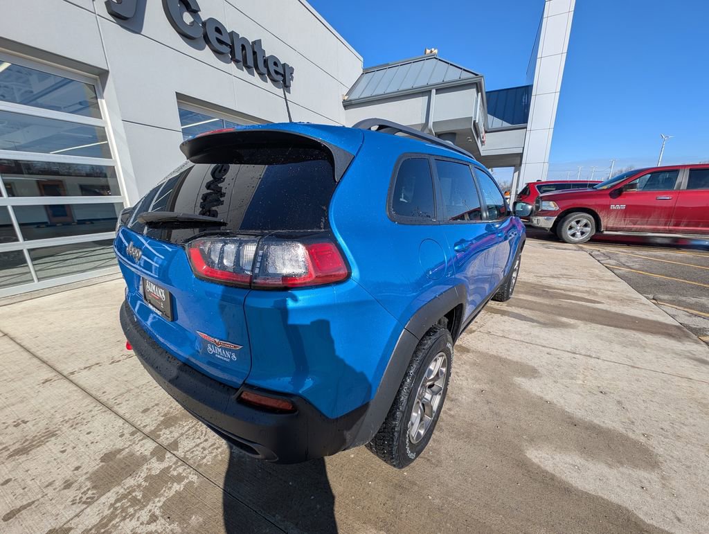 Used 2021 Jeep Cherokee Trailhawk image 5