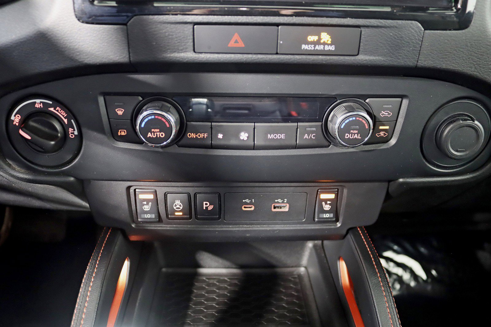 Used 2022 Nissan Frontier PRO-4X AWD/4WD image 22