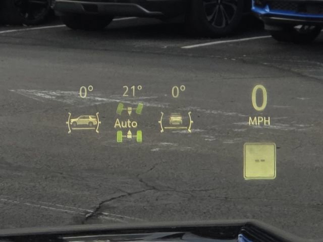 Used 2021 GMC Yukon Denali w/ Denali Ultimate Package image 17