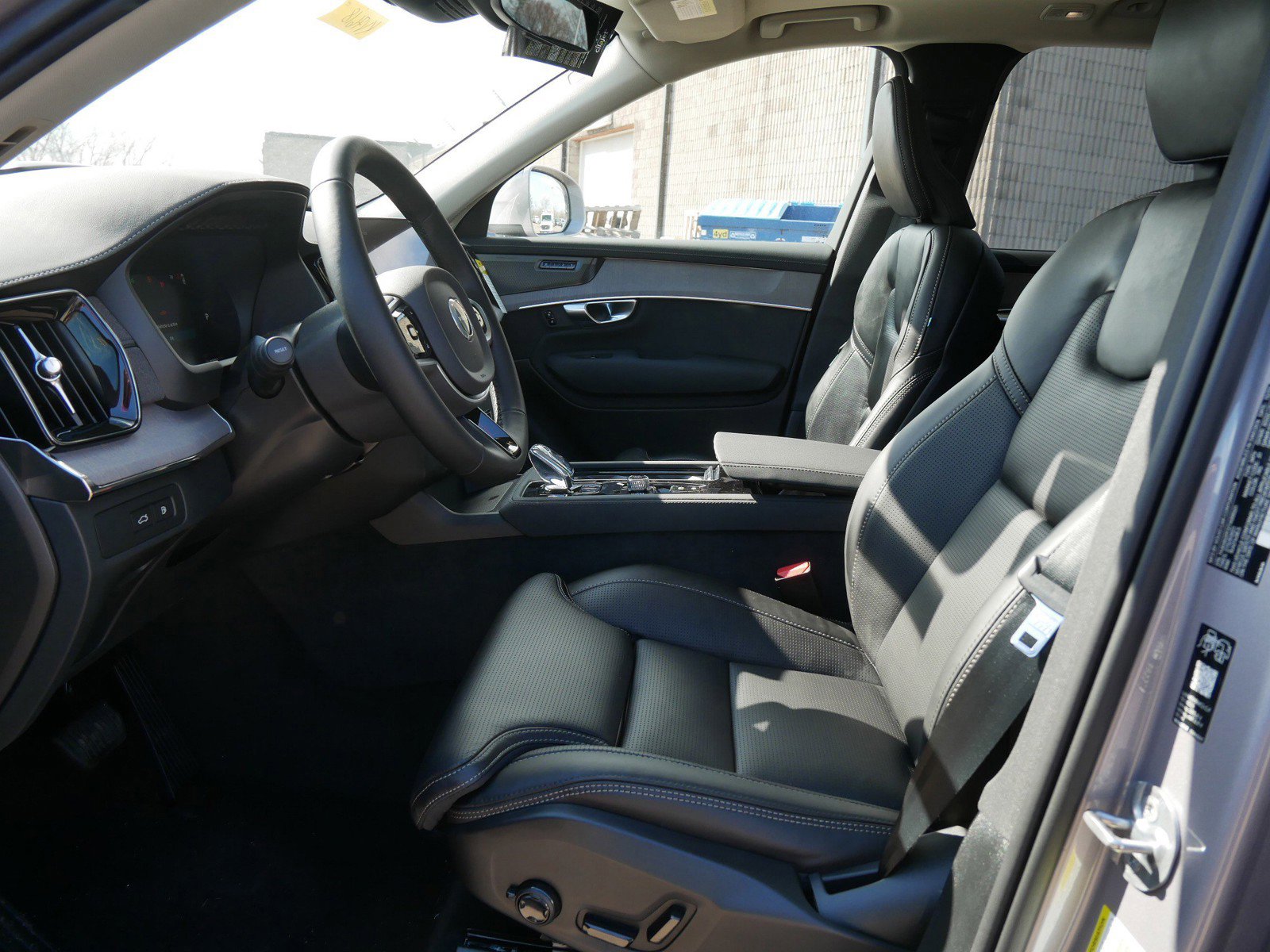 New 2026 Volvo XC90 T8 Ultra image 5