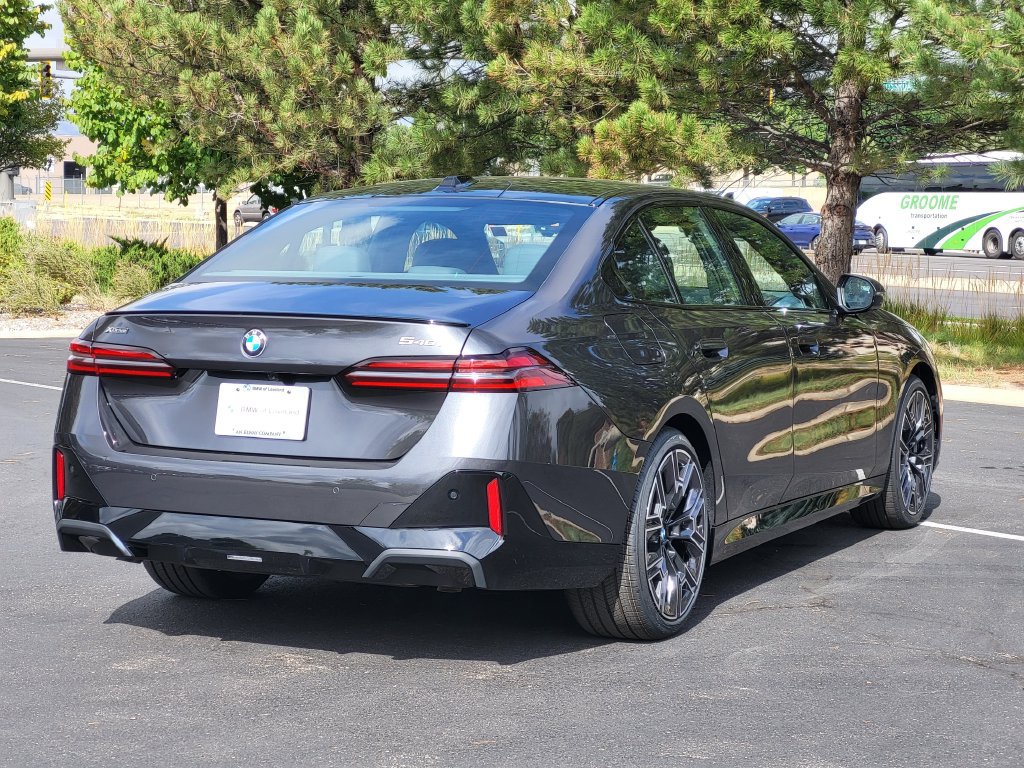 New 2027 BMW 540i xDrive w/ M Sport Package AWD/4WD image 8