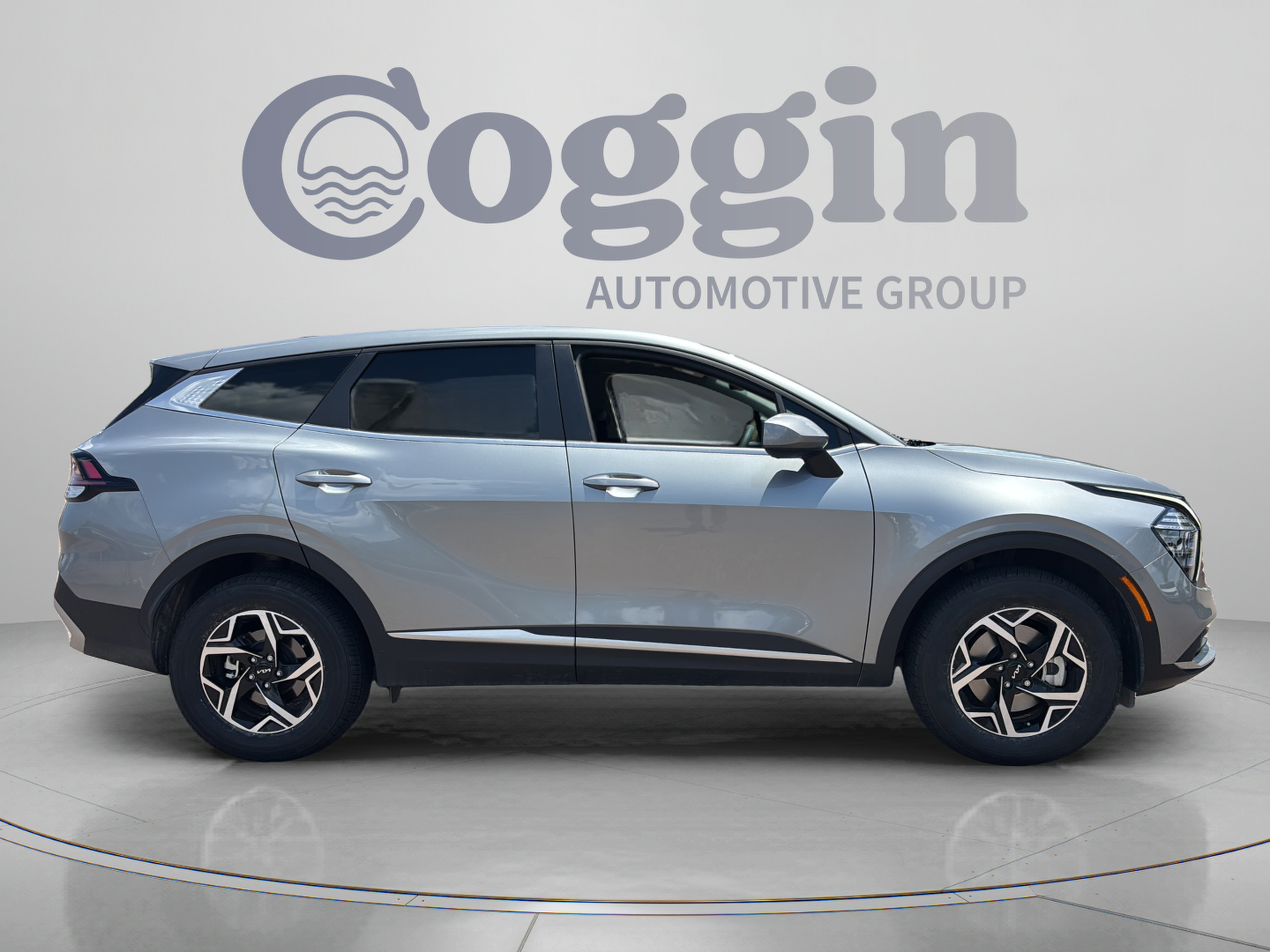 Used 2024 Kia Sportage LX AWD/4WD image 6