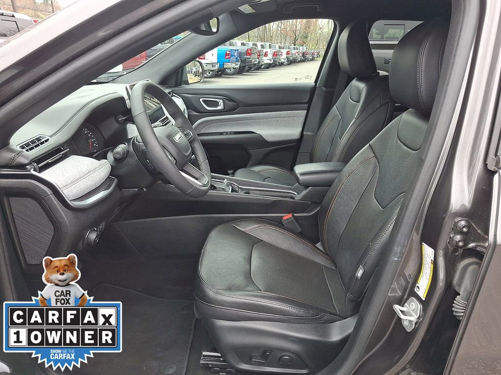 Used 2023 Jeep Compass Latitude image 14