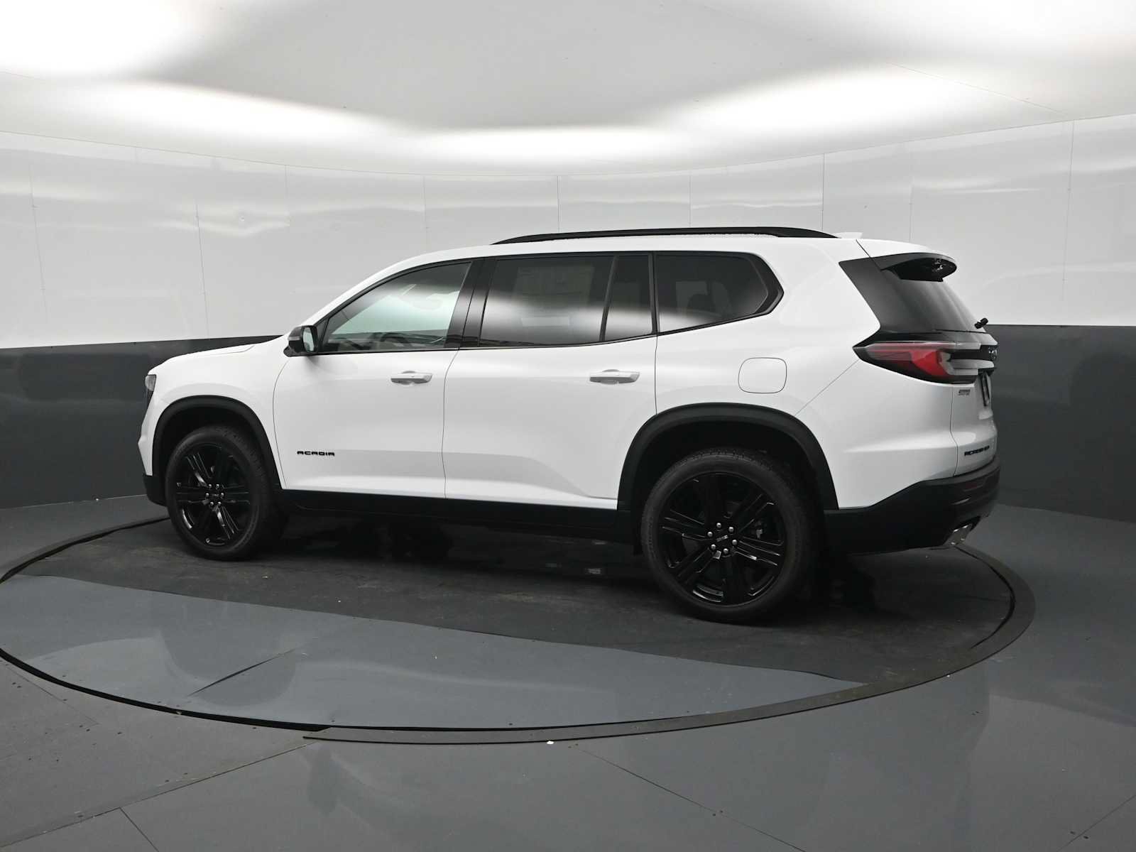 New 2026 GMC Acadia Elevation w/ Black Edition AWD/4WD image 6