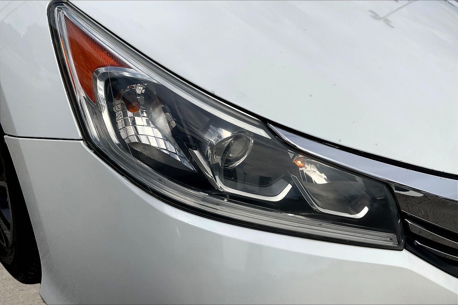 Used 2016 Honda Accord LX image 30