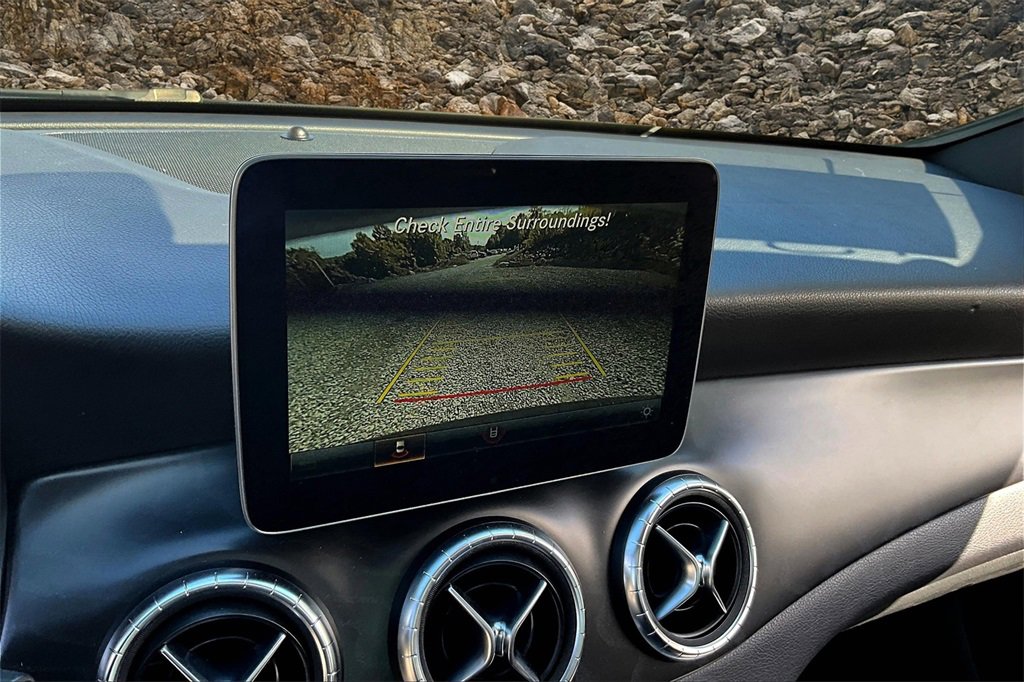 Used 2018 Mercedes-Benz CLA 250 image 18