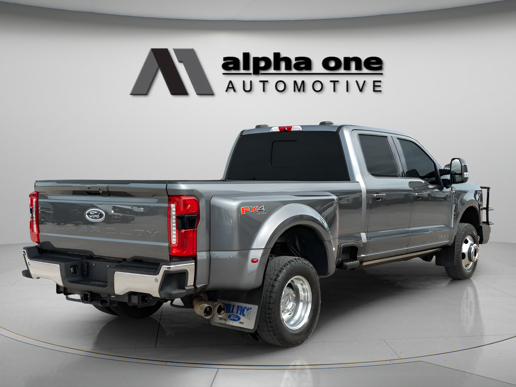 Used 2024 Ford F350 Lariat w/ Lariat Ultimate Package AWD/4WD image 8