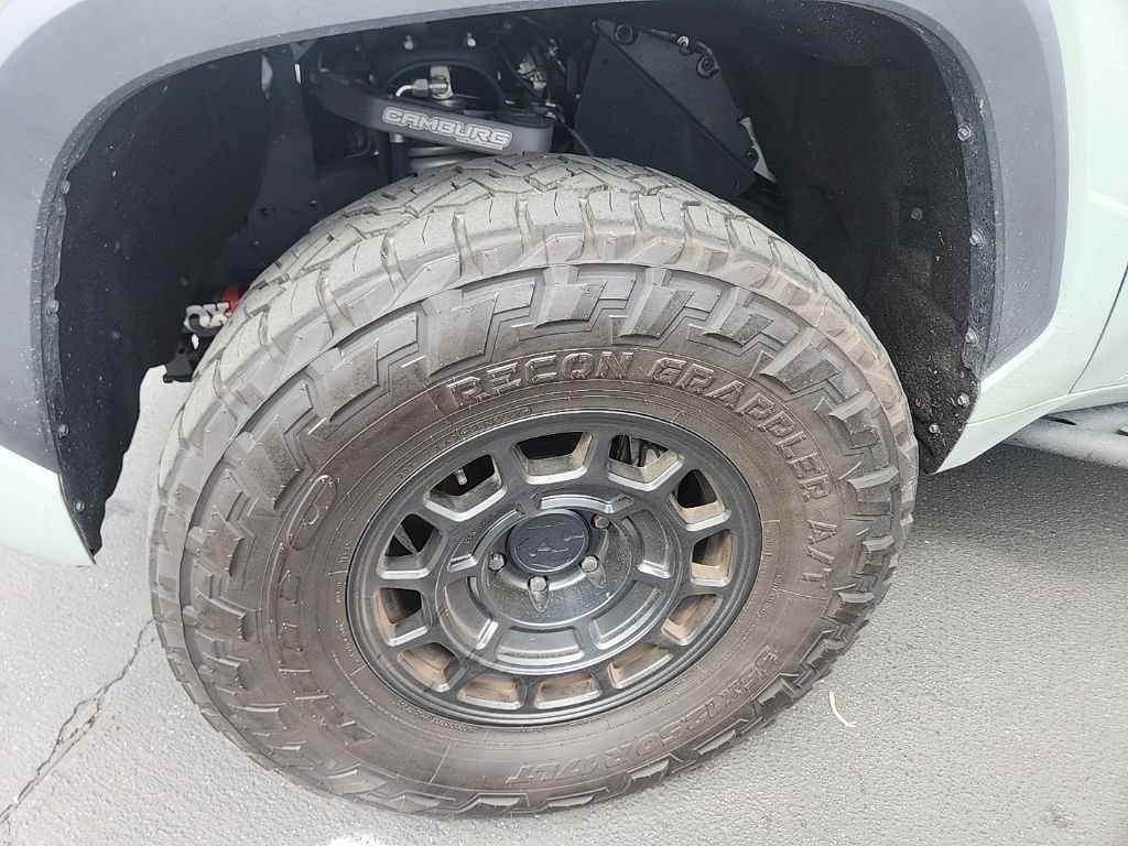 Used 2023 Toyota Tundra Limited w/ TRD Off-Road Package image 9