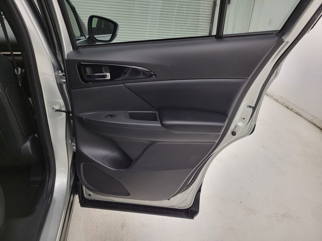 Used 2025 Mitsubishi Eclipse Cross SE image 37