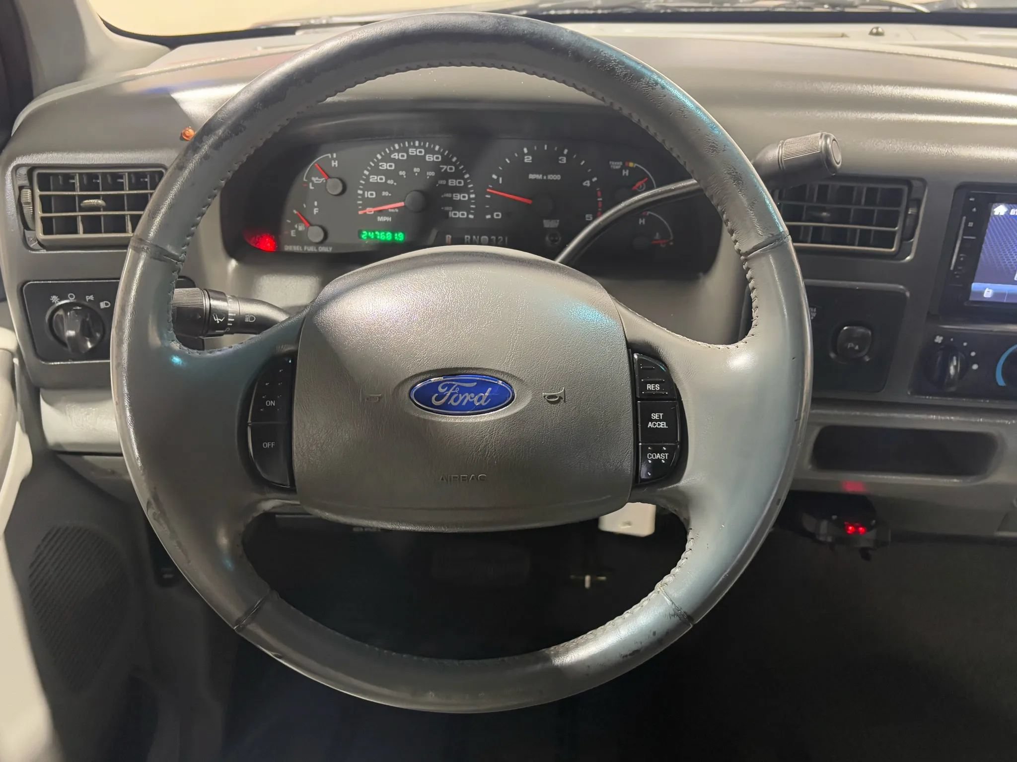 Used 2004 Ford F250 Lariat AWD/4WD image 11
