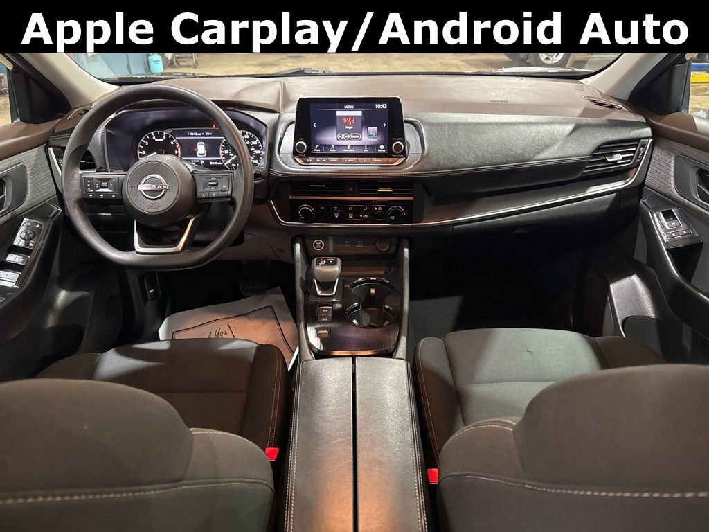 Used 2023 Nissan Rogue S image 2