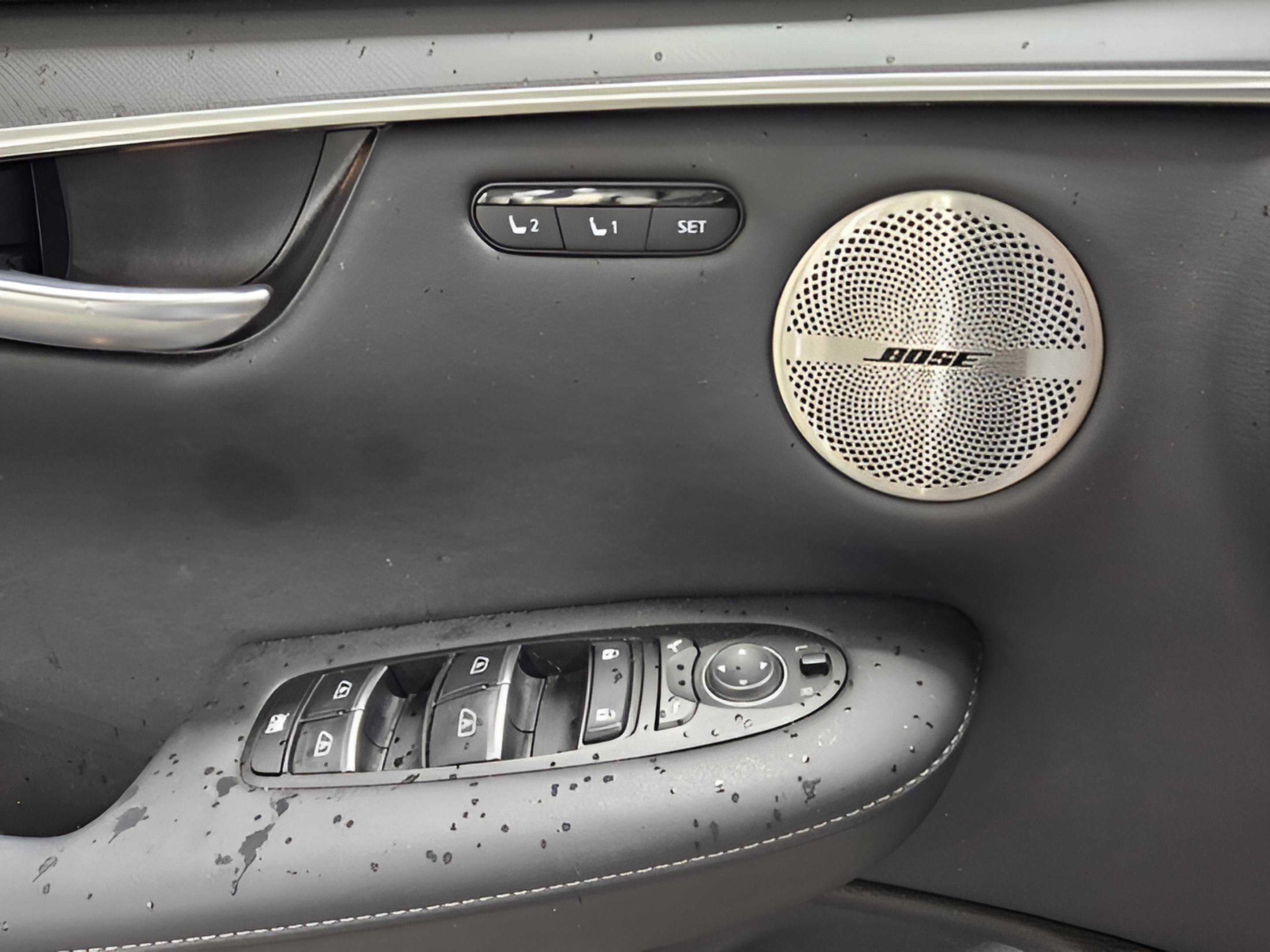 Certified 2025 INFINITI QX50 Luxe w/ Accent Package image 54