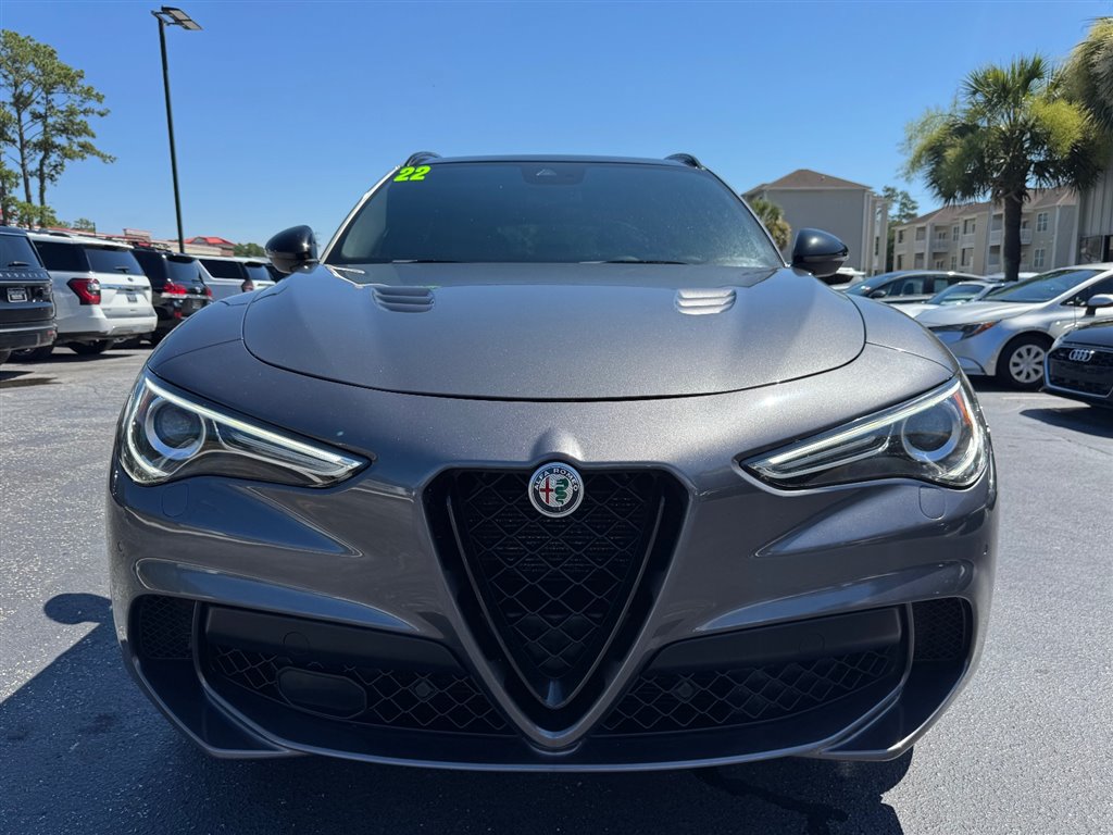 Used 2022 Alfa Romeo Stelvio Quadrifoglio AWD/4WD image 3