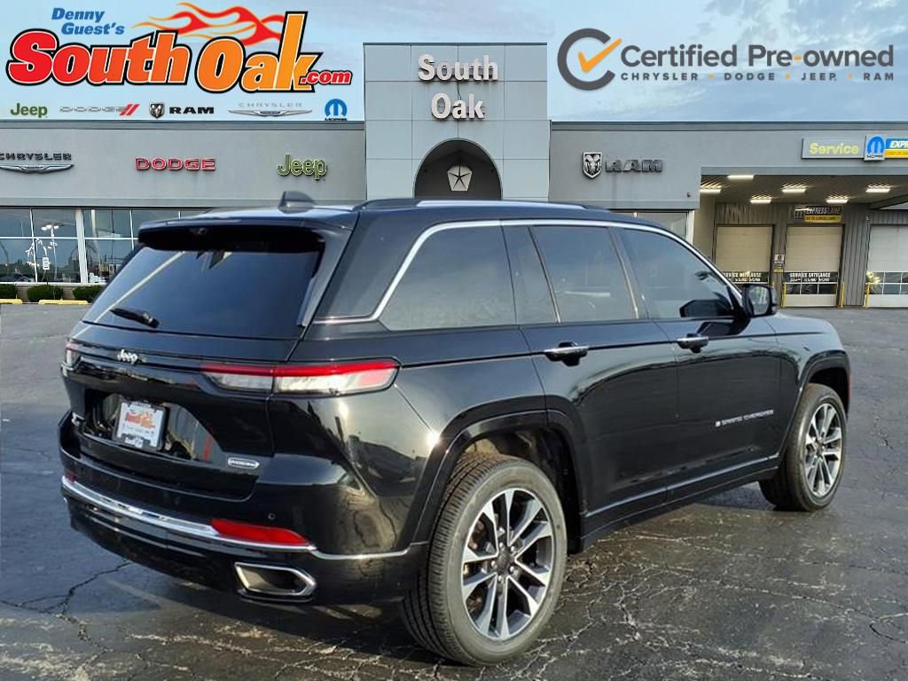 Certified 2022 Jeep Grand Cherokee Overland w/ Luxury Tech Group IV AWD/4WD image 3