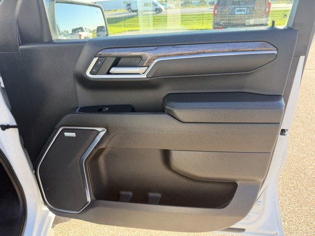 Used 2022 Chevrolet Silverado 1500 LTZ w/ LTZ Premium Package AWD/4WD image 36
