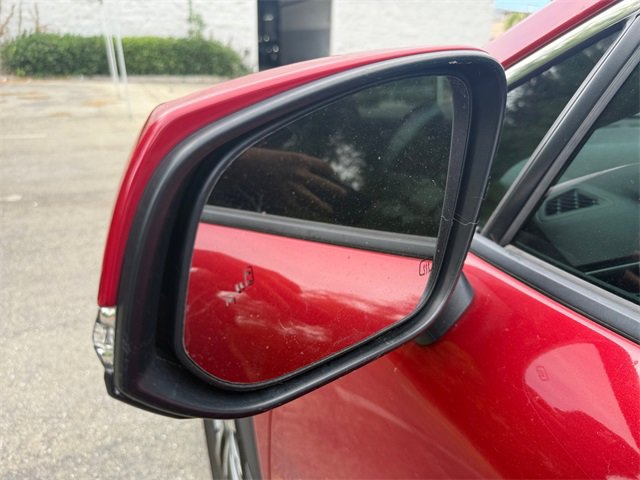 Used 2022 Toyota Corolla Cross XLE image 29