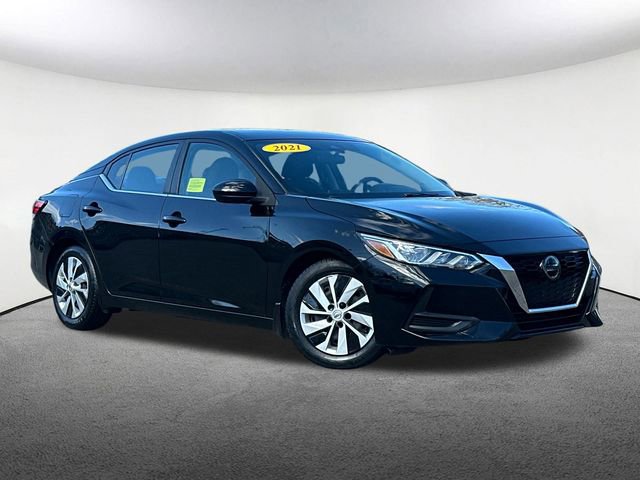 Used 2021 Nissan Sentra S image 2