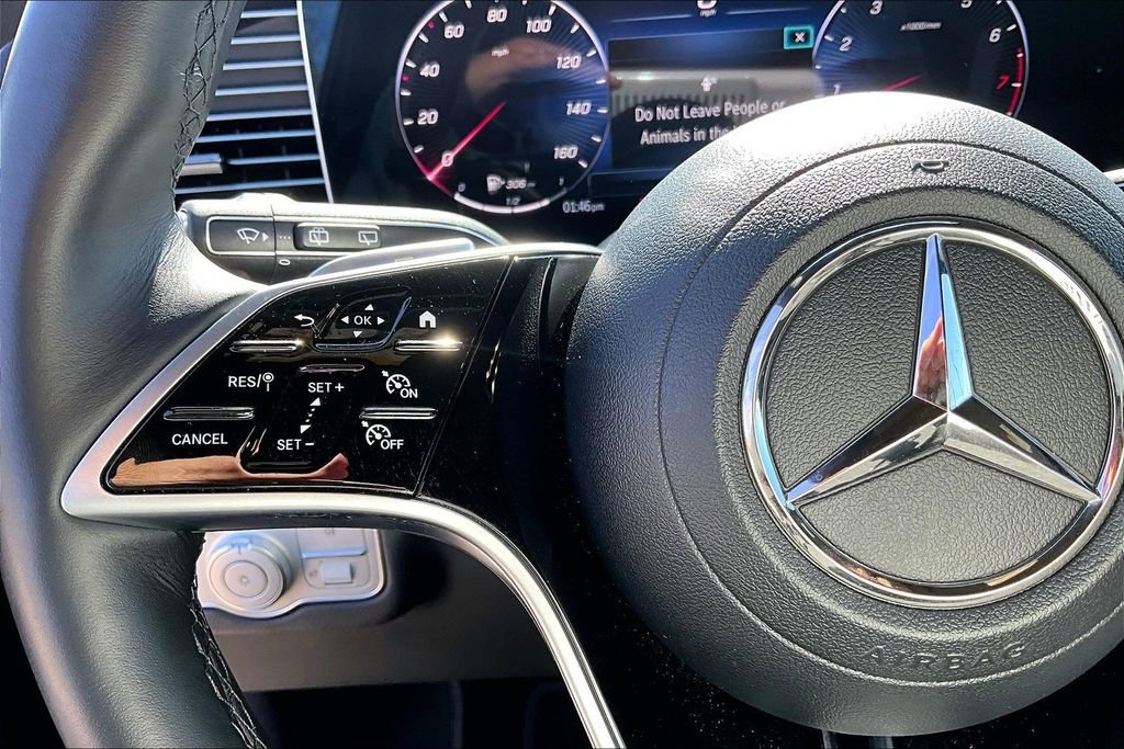 Used 2025 Mercedes-Benz GLE 350 4MATIC image 26