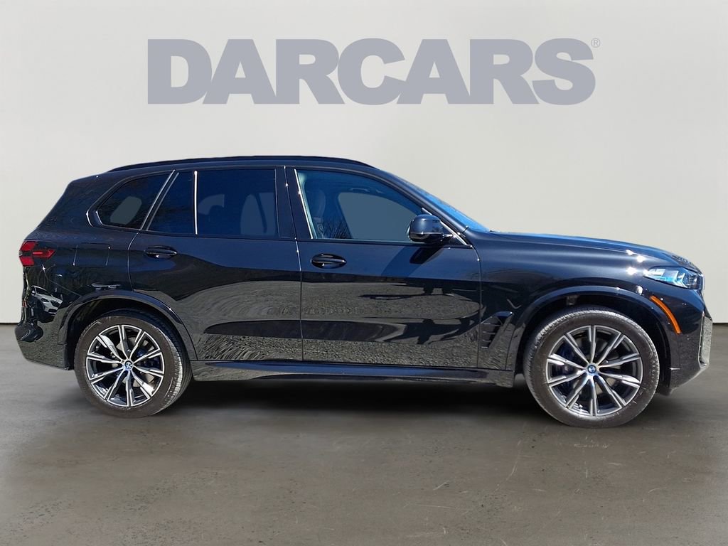 Used 2024 BMW X5 xDrive40i w/ M Sport Package image 7