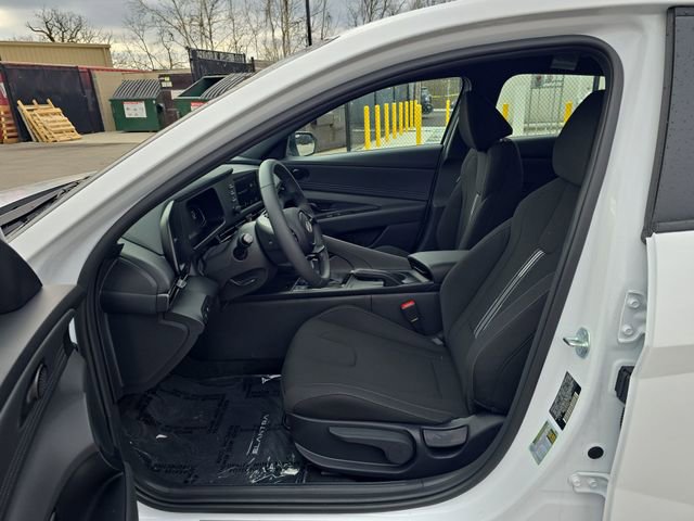 New 2026 Hyundai Elantra Sport image 11