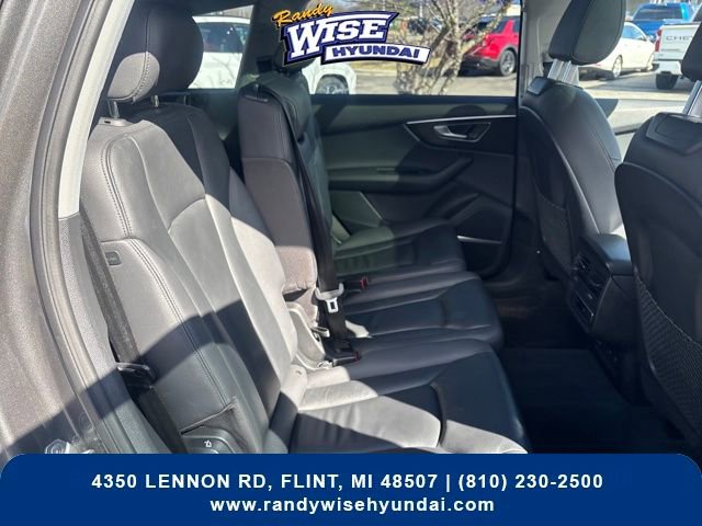 Used 2022 Audi Q7 3.0T Premium Plus AWD/4WD image 33