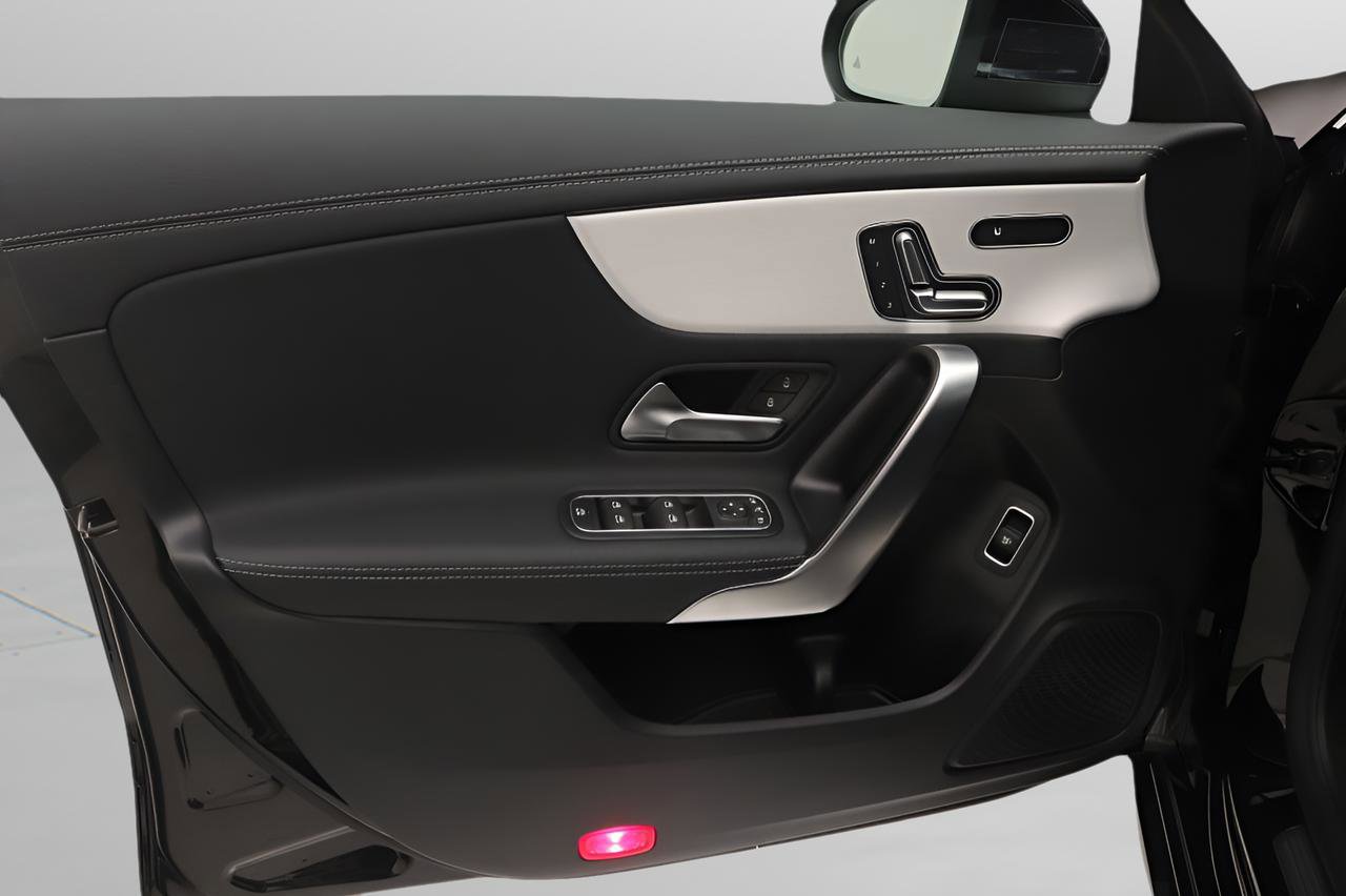 Certified 2026 Mercedes-Benz CLA 250 image 17