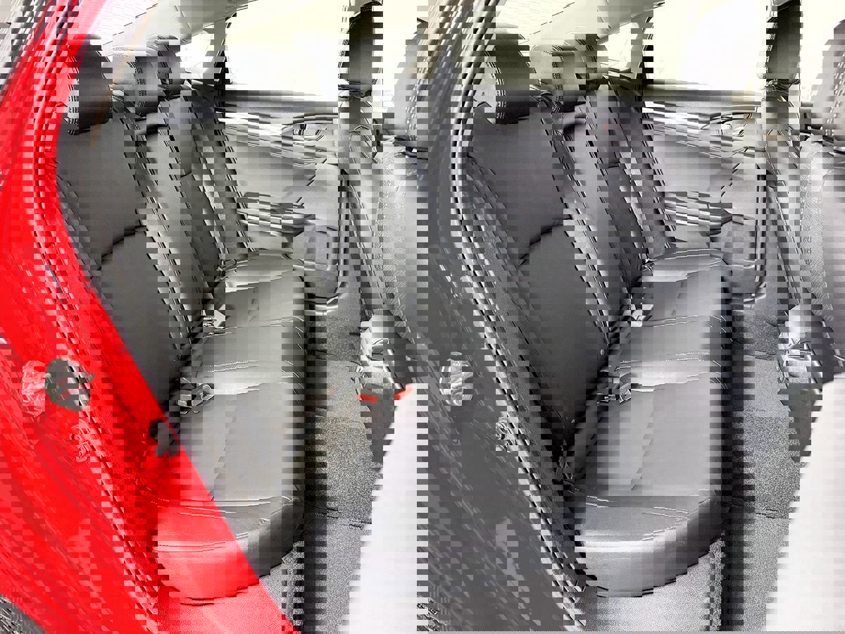 Used 2020 Honda Civic Touring image 41