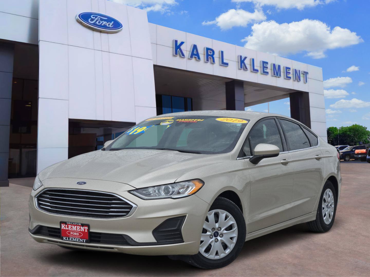 Used 2019 Ford Fusion S FWD image 1