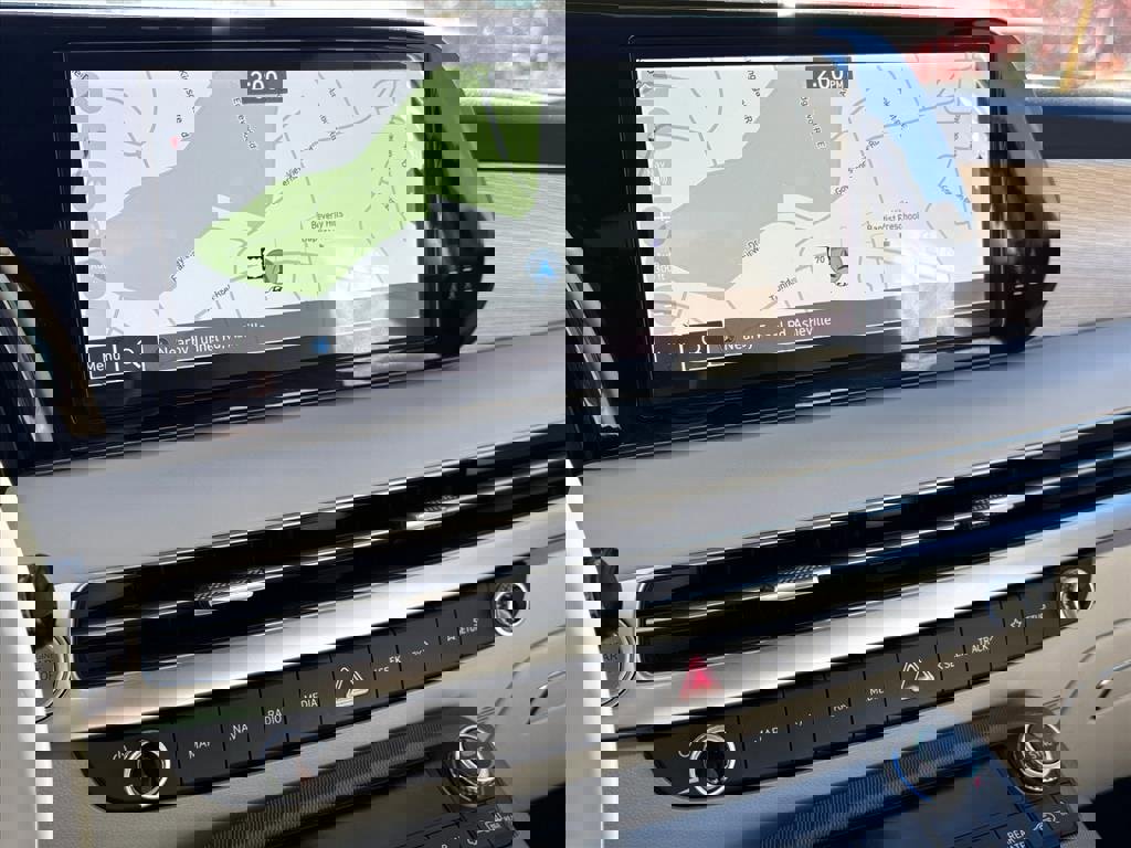 Used 2024 Hyundai Palisade Limited image 8