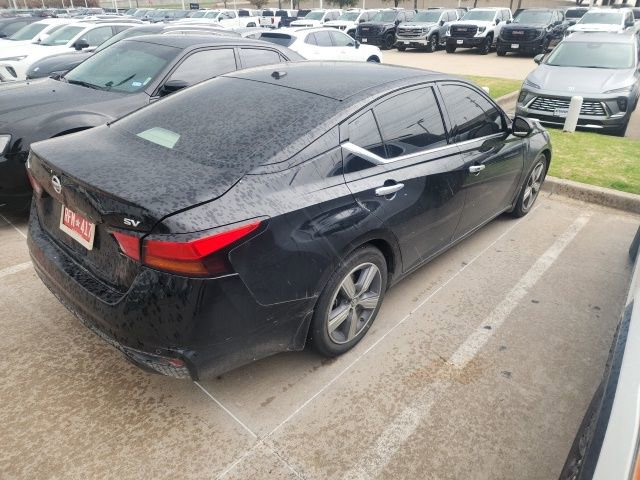 Used 2019 Nissan Altima 2.5 SV image 3