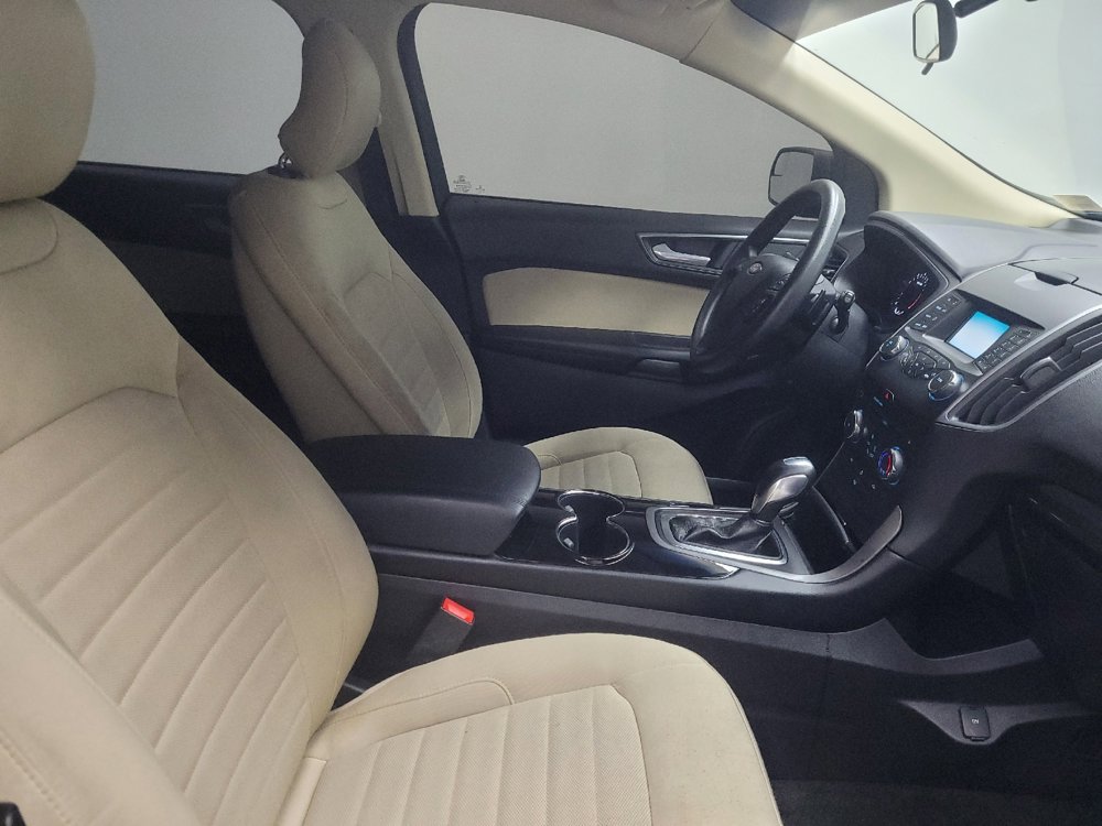 Used 2017 Ford Edge SE AWD/4WD image 21