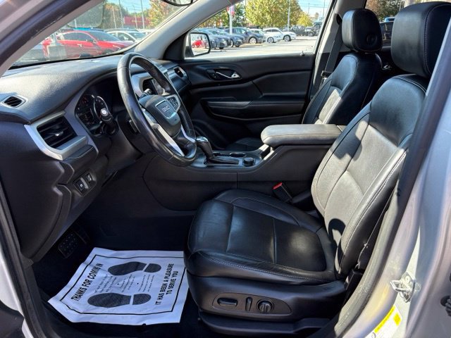 Used 2017 GMC Acadia SLT AWD/4WD image 11