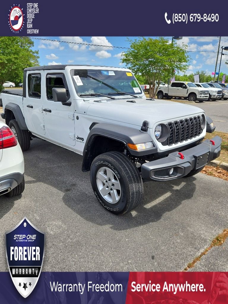 Used 2024 Jeep Gladiator Sport AWD/4WD image 1