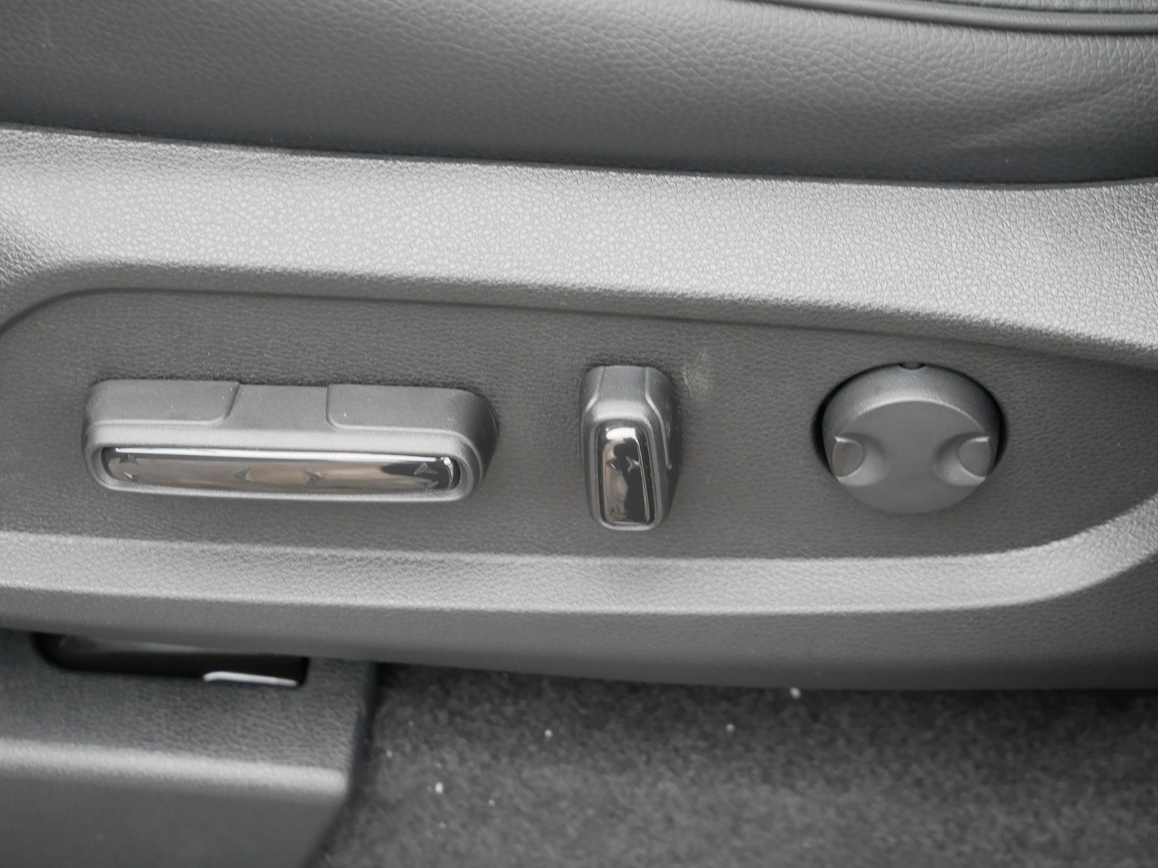 New 2026 Honda Pilot Black Edition image 14