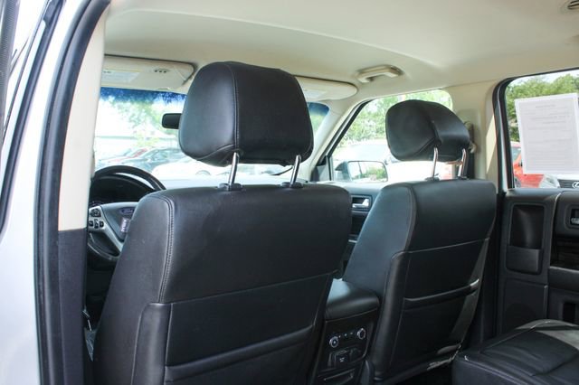 Used 2016 Ford Flex SEL w/ Equipment Group 202A FWD image 33