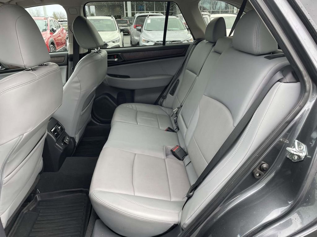 Used 2019 Subaru Outback 2.5i Limited image 3