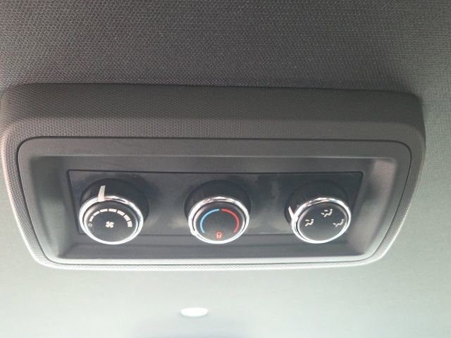 Used 2016 Dodge Grand Caravan SE image 19