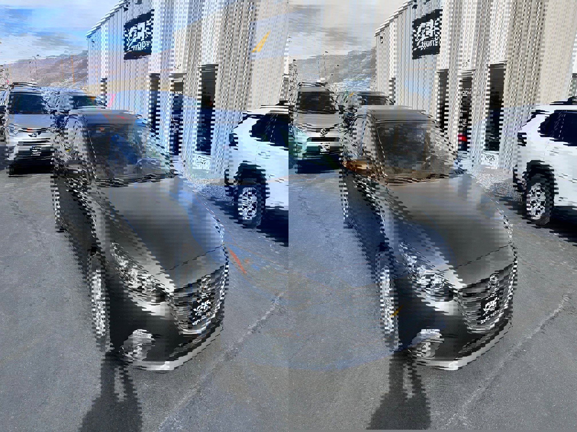 Used 2015 MAZDA MAZDA3 i Touring image 1