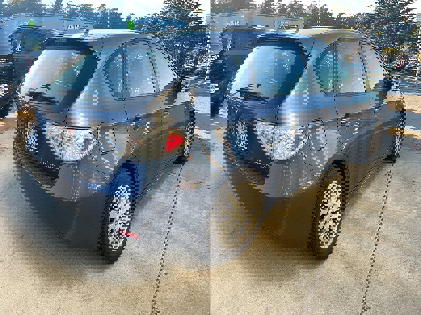 Used 2011 Subaru Impreza 2.5i Premium w/ PWR Moonroof Value Pkg image 6