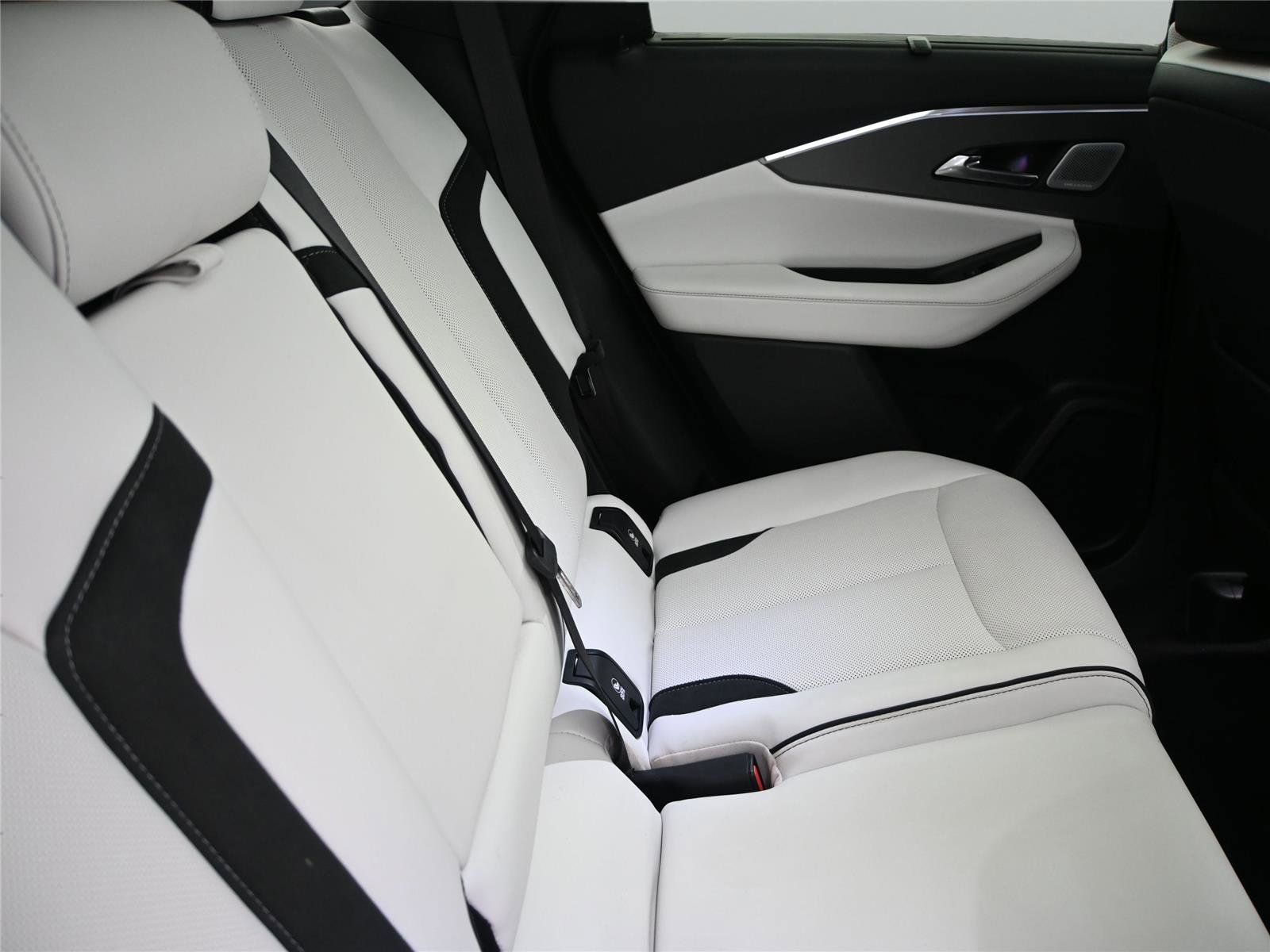 Certified 2024 Acura ZDX Type S image 30